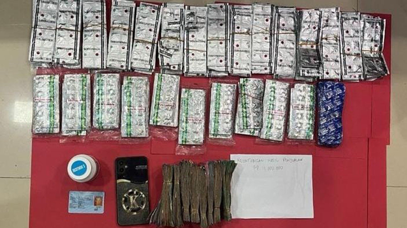 Hebat .. Direktorat Reserse Narkoba Polda Metro Bongkar Peredaran 4.395 Obat Berbahaya tanpa Izin Edar di Jagakarsa, 1 Orang Turut diamankan